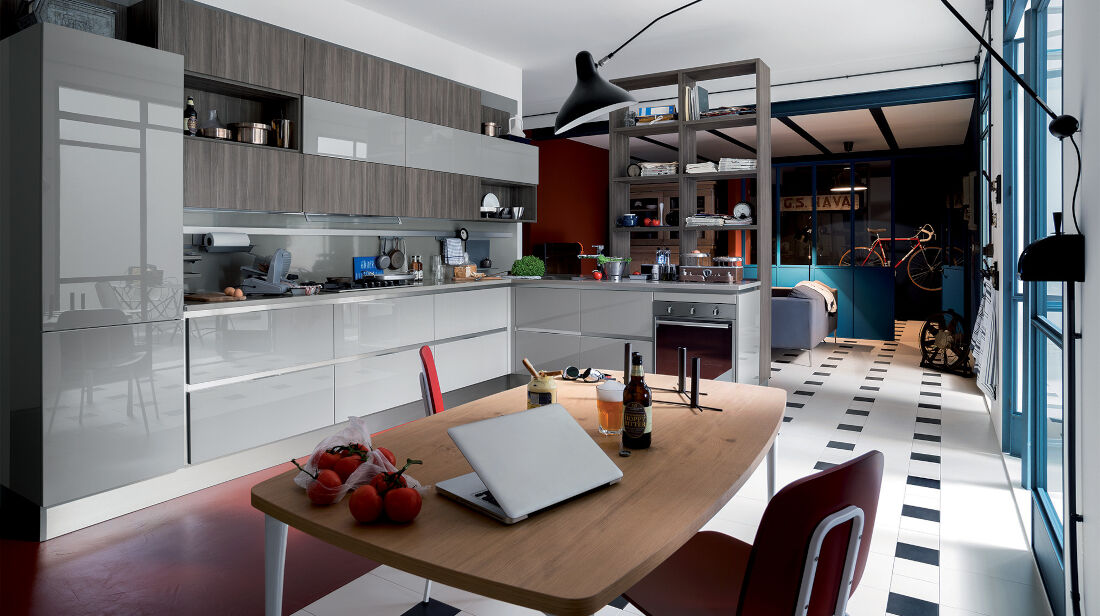 Veneta Cucine: Carrera